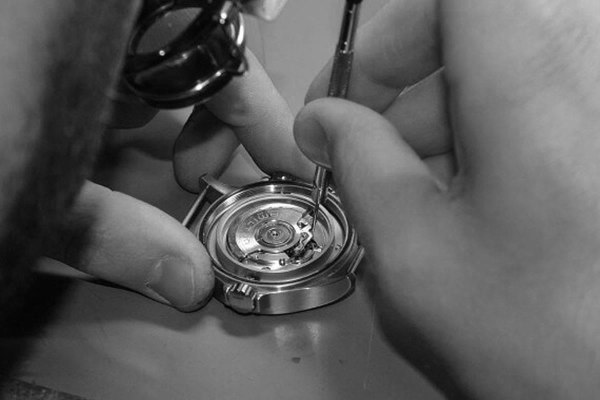il laboratorio orologi